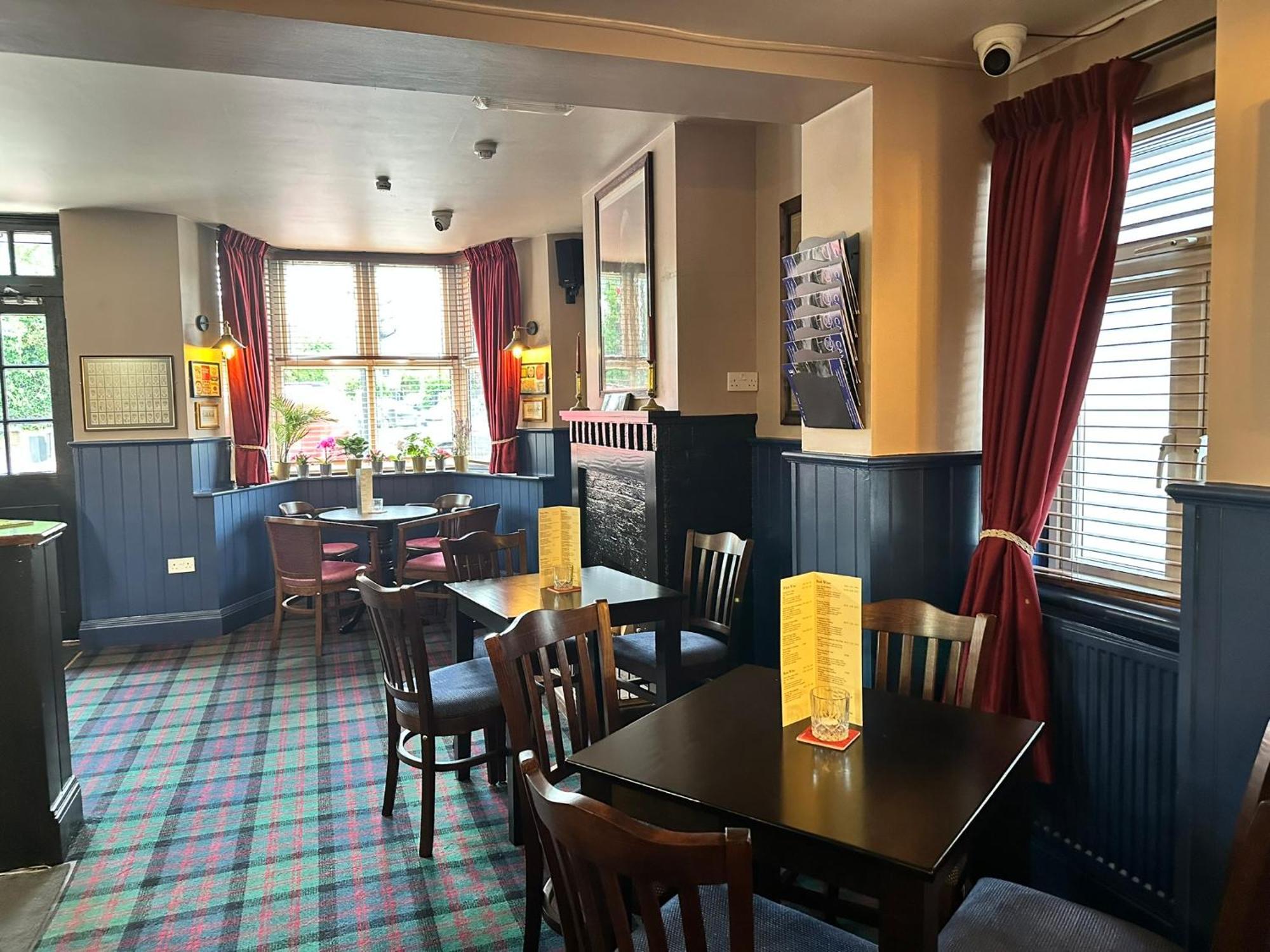 The Prince Albert Pub & Hotel Windsor Exterior photo